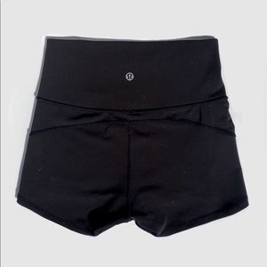 ✰ Lululemon High-Waisted Tight Shorts ✰